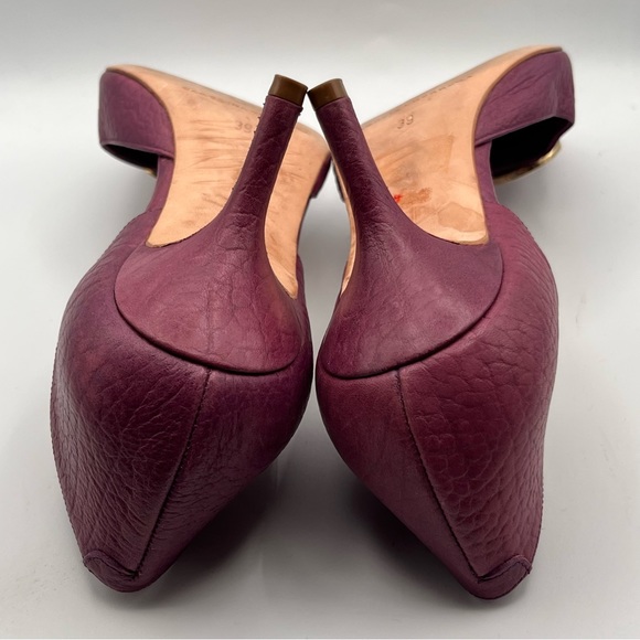 🥳 HOST PICK 🥳 CAROLINA HERRERA LEATHER D’ORSAY PUMPS - Picture 3 of 13